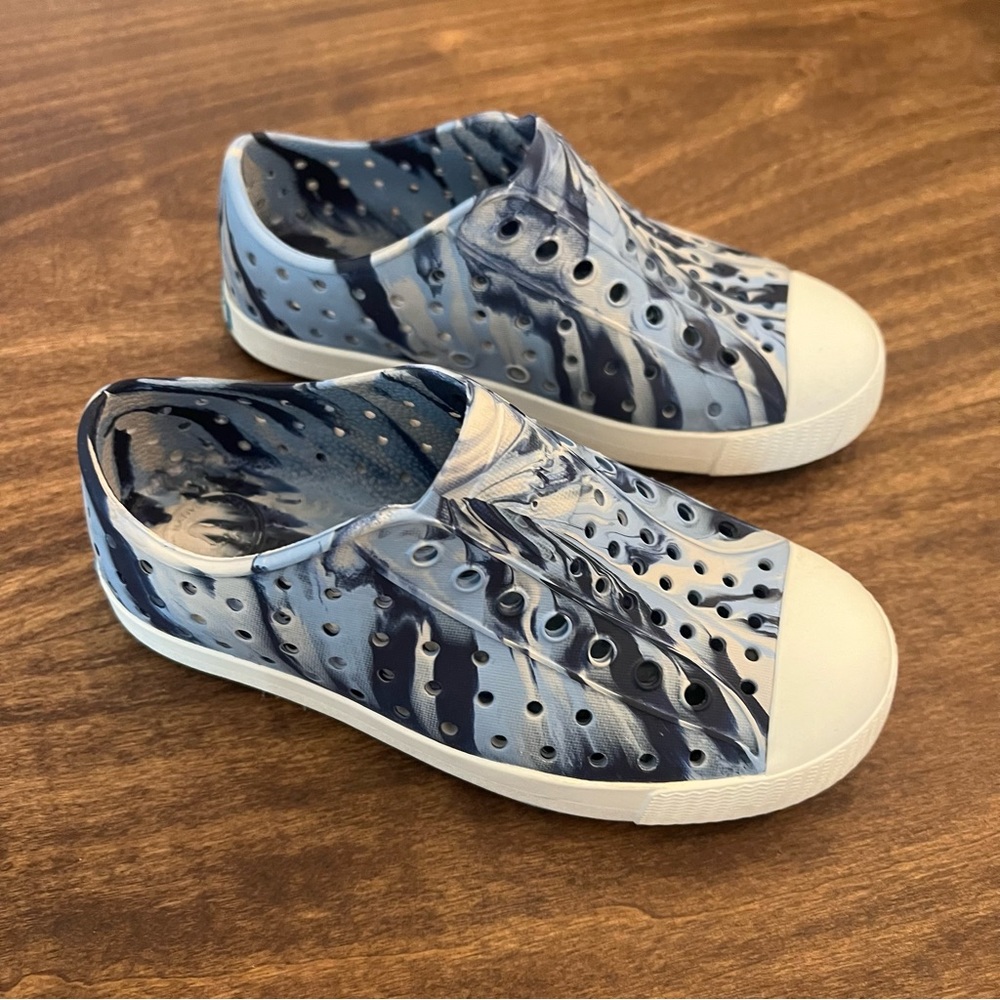 EUC Native Jefferson Kids Shoes